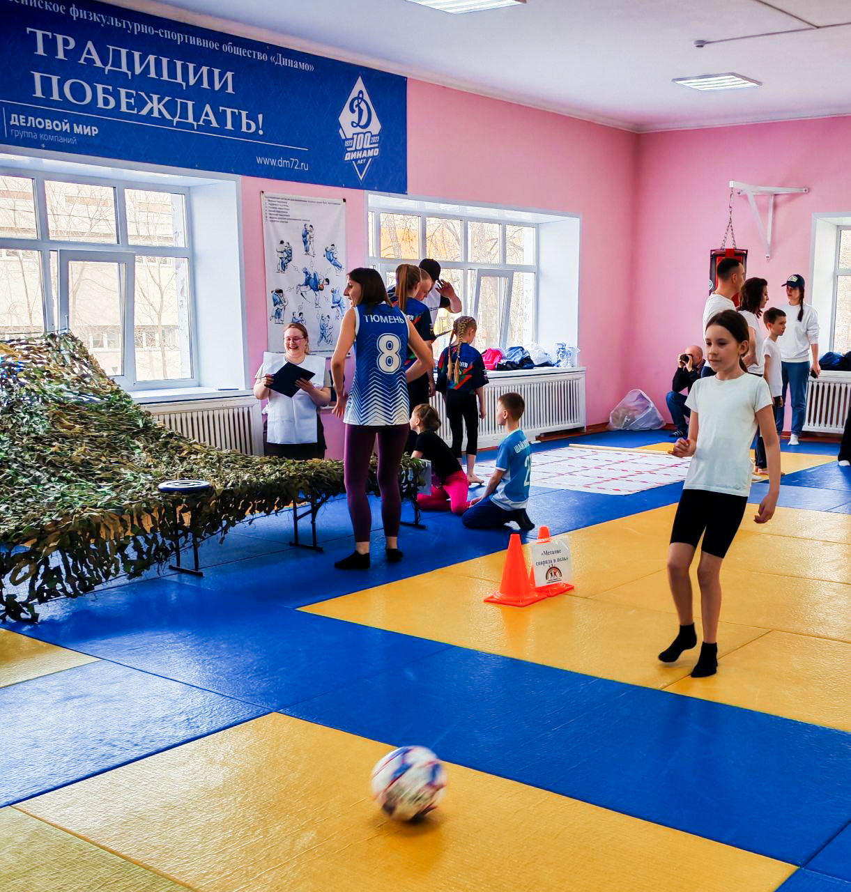 В здоровом теле – здоровый дух: семья из Нижнеобского ТУ Росрыболовства успешно выступила на турнире «Динамо»! В здоровом теле – здоровый дух: семья из Нижнеобского ТУ Росрыболовства успешно выступила на турнире «Динамо»!