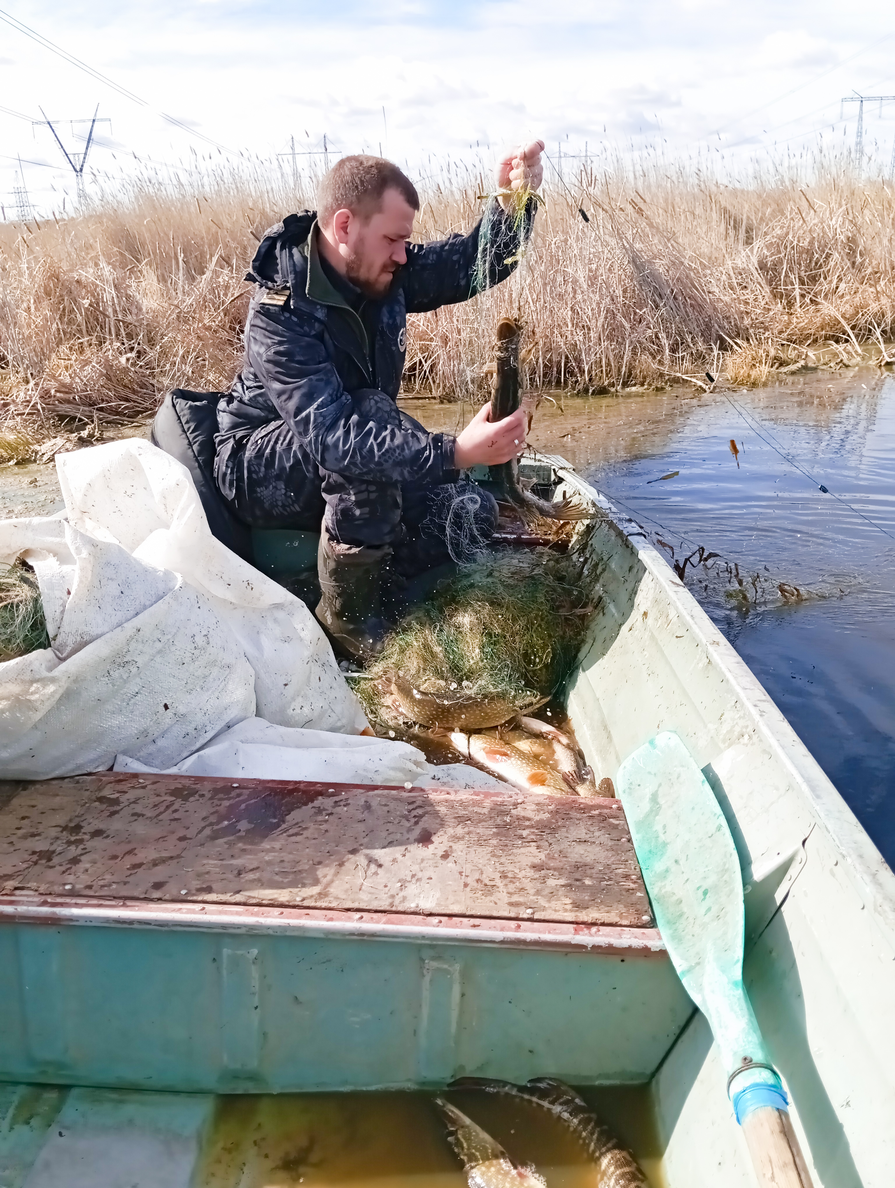 ВНИМАНИЕ! НЕРЕСТ!  На водоемах Челябинской области с 25 апреля начинается нерестовый запрет на рыбалку