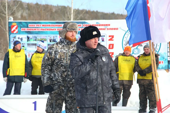 Турнир по подледному лову рыбы прошел в Свердловской области